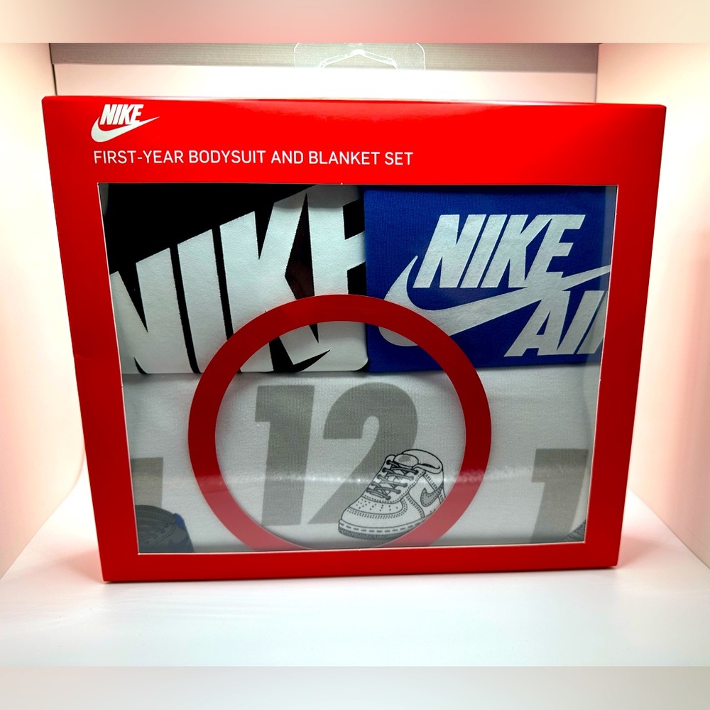 Nike First Year Bodysuit gift set (NEW)